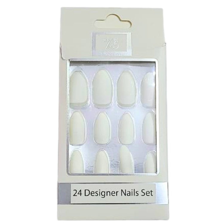 Artificial Acrylic Nails Shade White