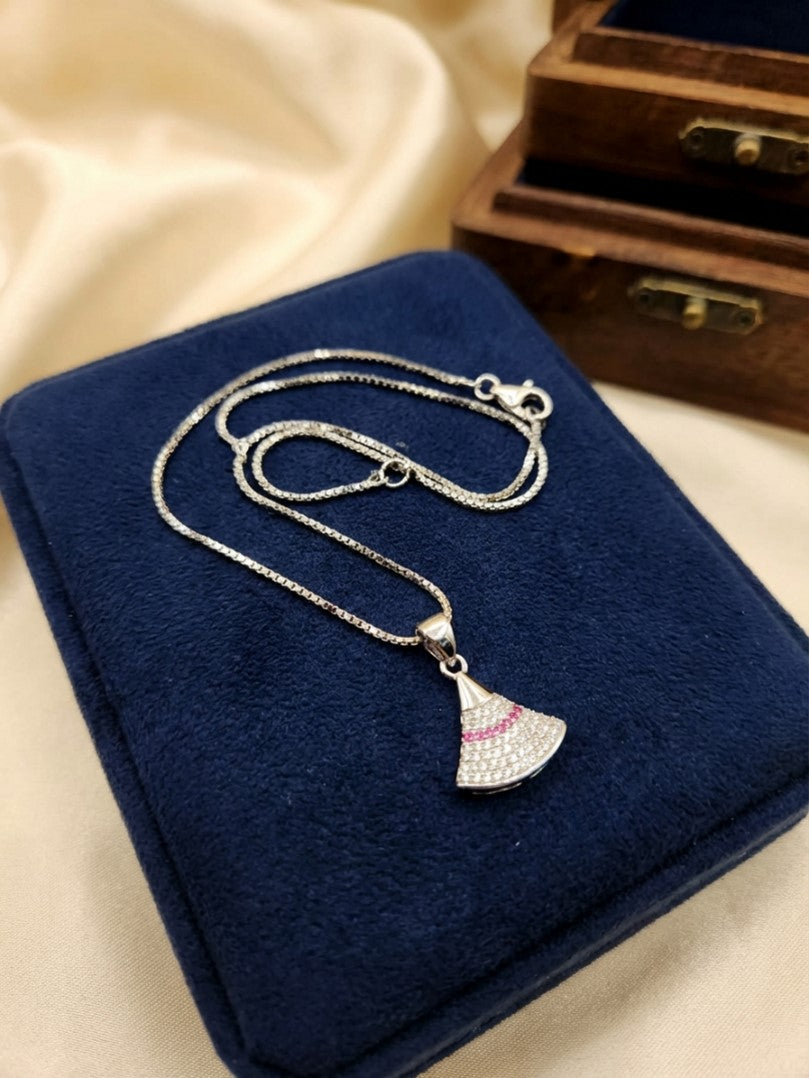 Fan Shaped Diva Pendant Necklace