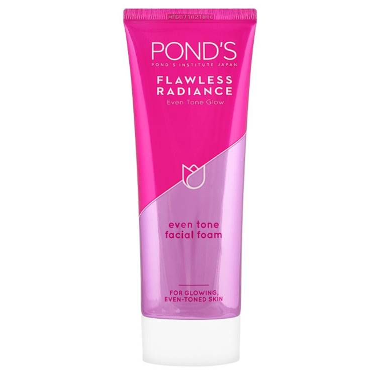 Pond's Flawless Radiance Even Tone Facial Foam 100g